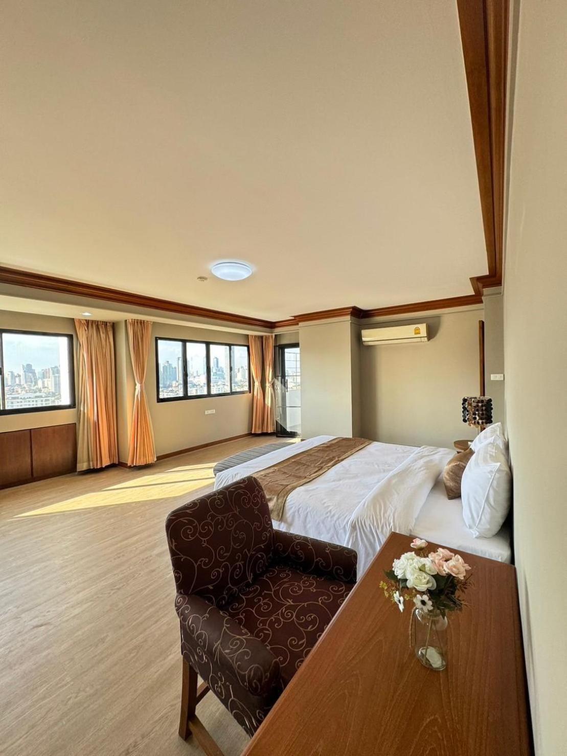 United Tower Thonglor By Aspira Apartman Bangkok Kültér fotó