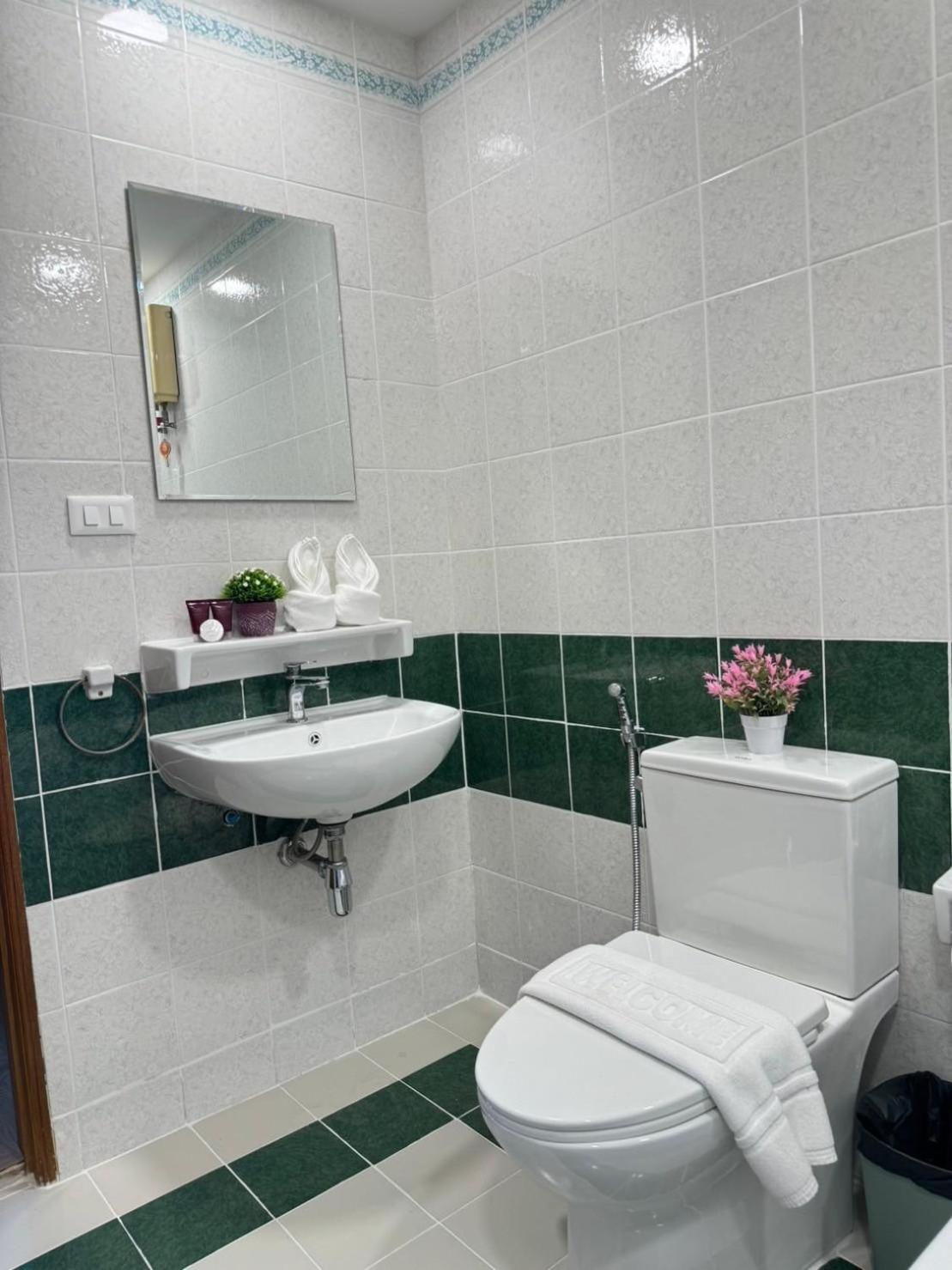 United Tower Thonglor By Aspira Apartman Bangkok Kültér fotó