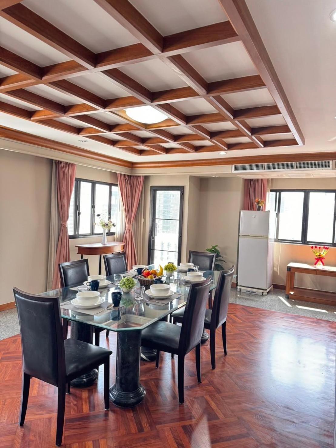 United Tower Thonglor By Aspira Apartman Bangkok Kültér fotó